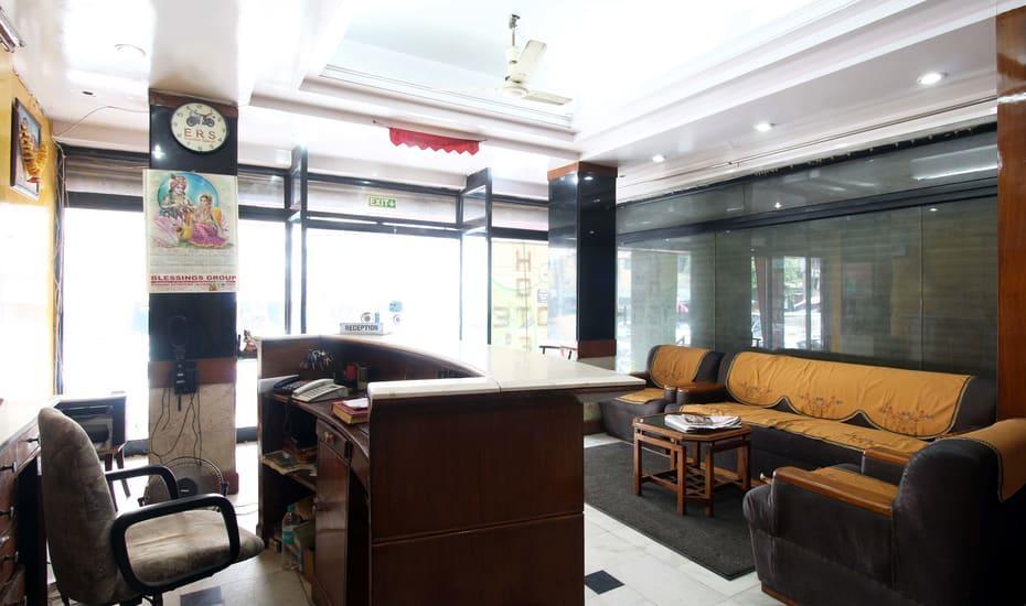 Hotel Sukant Palace Delhi  Ngoại thất bức ảnh