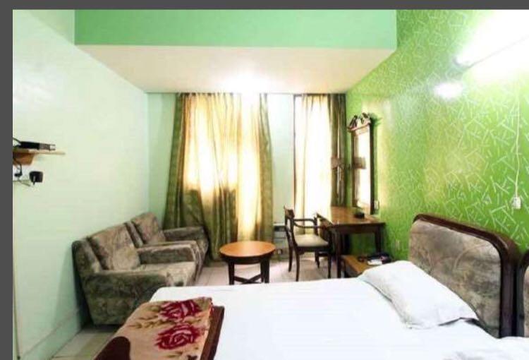 Hotel Sukant Palace Delhi  Ngoại thất bức ảnh